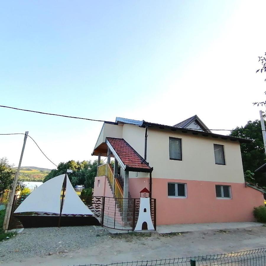 Captain'S House By The Danube River Cerevic 외부 사진
